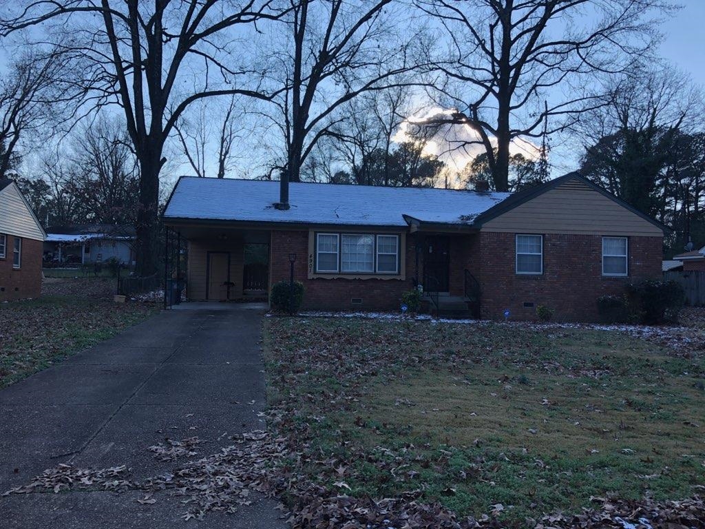 4901 Lochinvar Road Memphis, TN 38116 - Photo 2 of 11