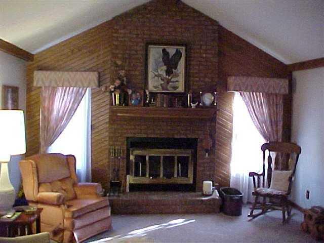 557 Pebble Way Greenwood, IN 46142 - Photo 4 of 11