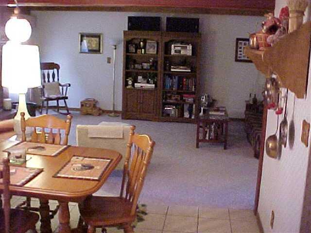 557 Pebble Way Greenwood, IN 46142 - Photo 6 of 11