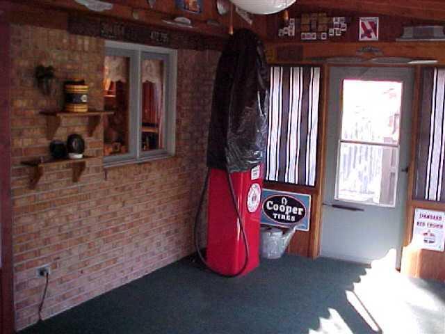 557 Pebble Way Greenwood, IN 46142 - Photo 8 of 11