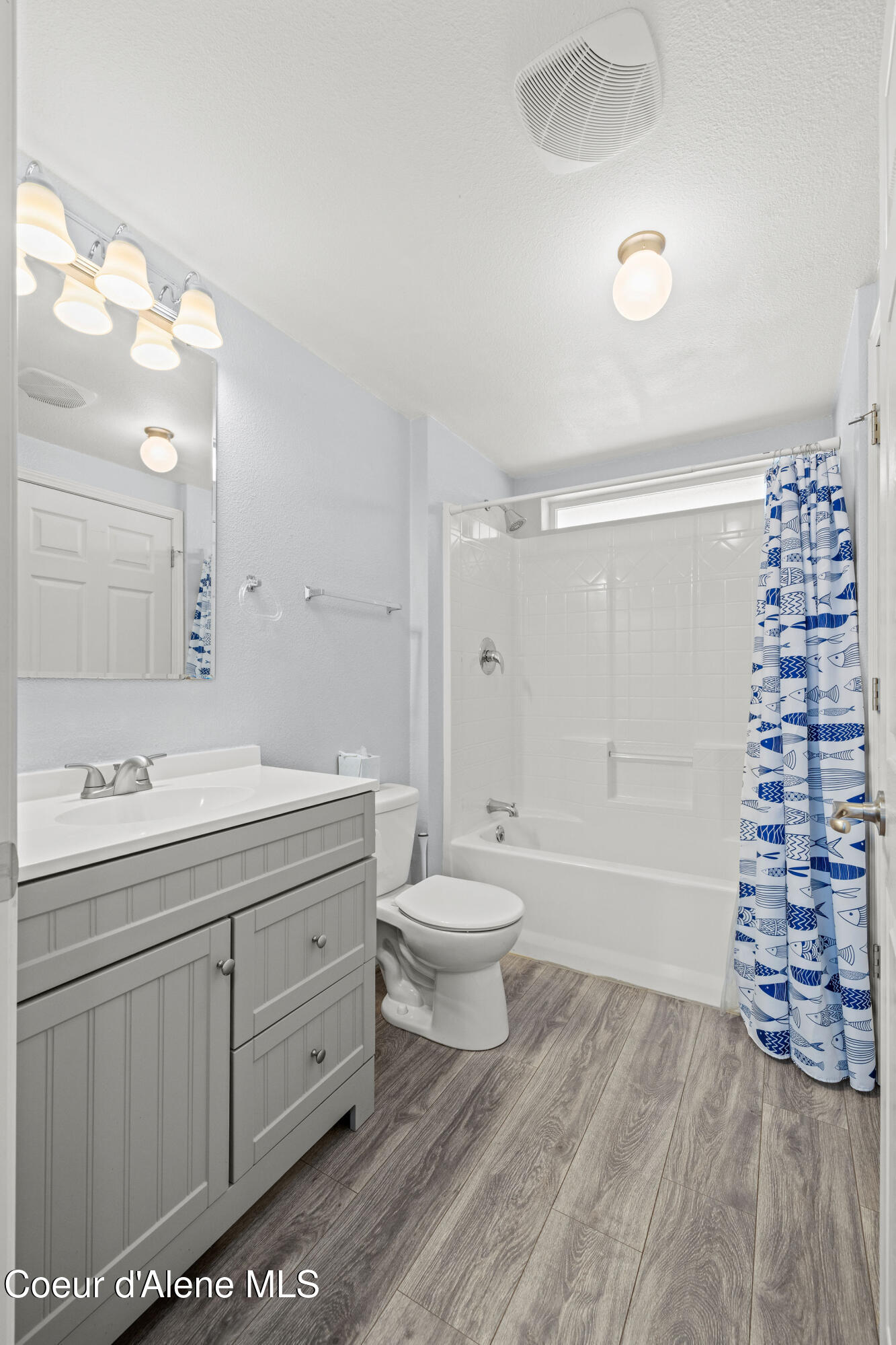 44 Elsa Court Blanchard, ID 83804 - Photo 24 of 45 Bathroom