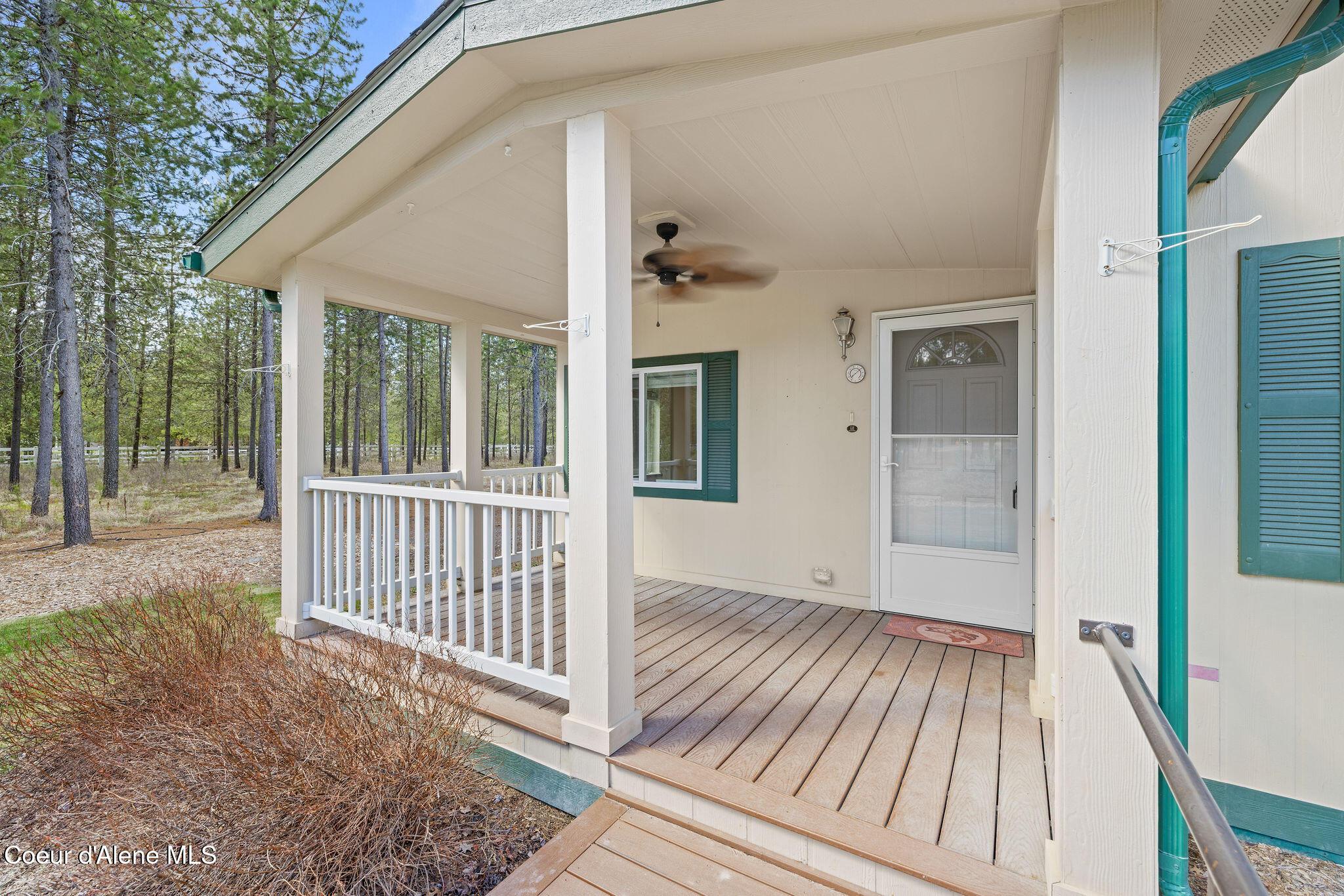 44 Elsa Court Blanchard, ID 83804 - Photo 7 of 45 Porch