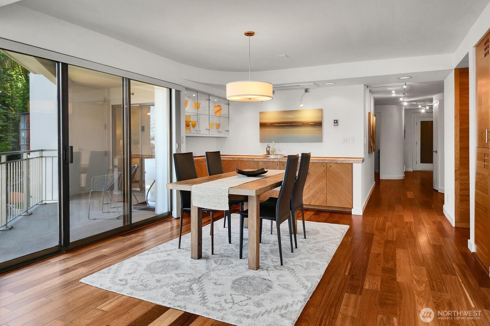 1111 Harbor Avenue Southwest, Unit 500 Seattle, WA 98116 - Photo 12 of 40