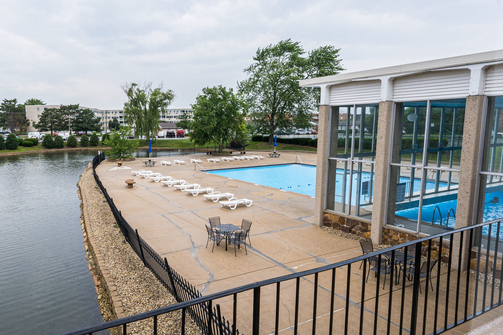 16 East Old Willow Road, Unit 210S Prospect Heights, IL 60070 - Photo 30 of 33