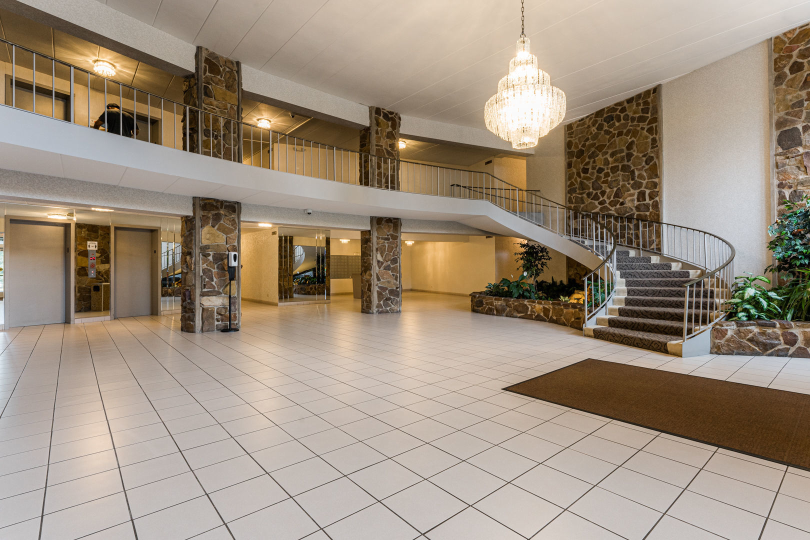 16 East Old Willow Road, Unit 210S Prospect Heights, IL 60070 - Photo 4 of 33