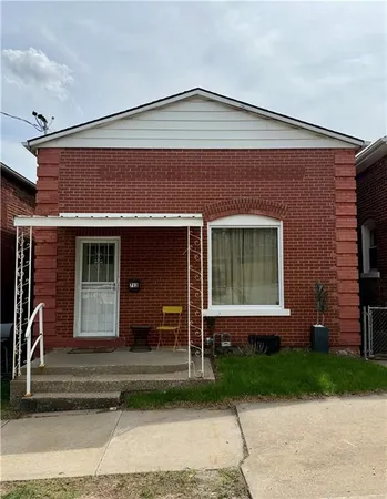 $325,000 | 713 West 20th Street, Kansas City, MO 64108