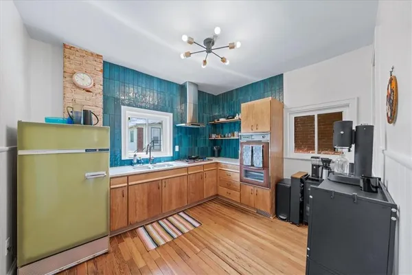 $325,000 | 713 West 20th Street, Kansas City, MO 64108