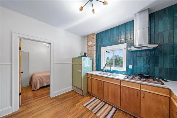 $325,000 | 713 West 20th Street, Kansas City, MO 64108