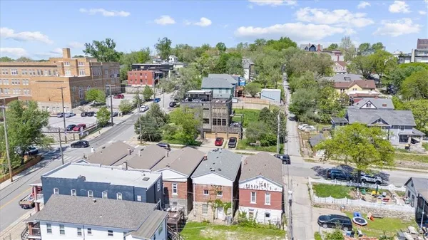 $325,000 | 713 West 20th Street, Kansas City, MO 64108