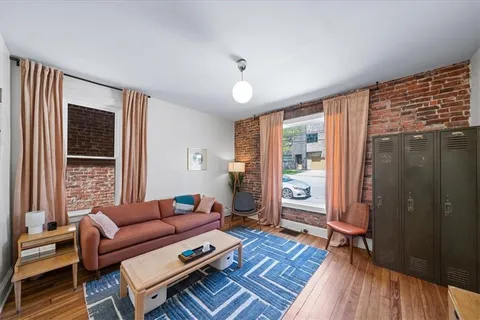 $315,000 | 713 West 20th Street, Kansas City, MO 64108