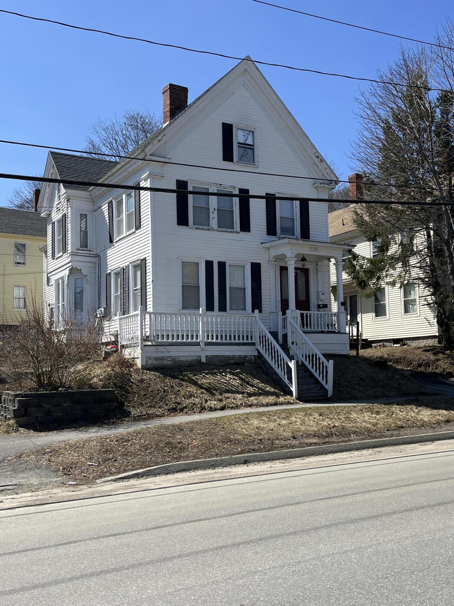 122 Ohio Street Bangor, ME 04401 - Photo 2 of 3 IMG_4265