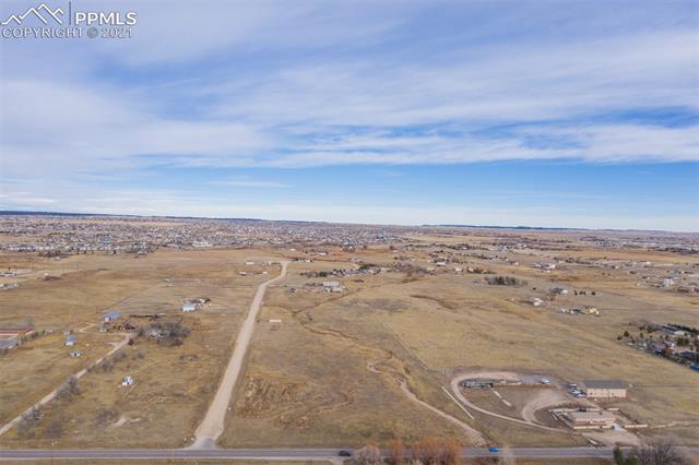 6735 Chief Road Peyton, CO 80831 - Photo 4 of 18