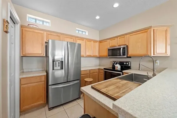 $369,900 | 7708 32nd Street East, Sarasota, FL 34243