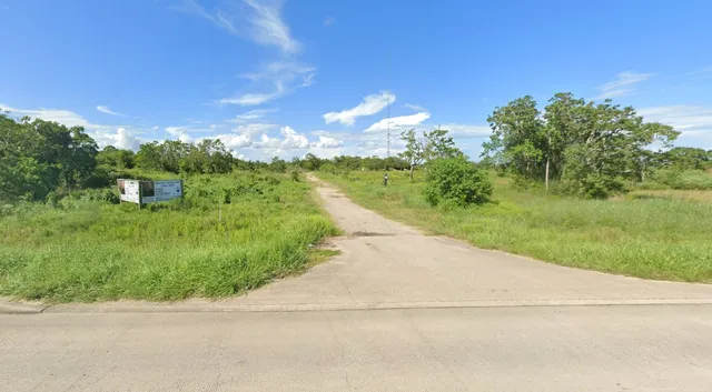 $12,500 | 2518 East Of Willis Lane, Texas City, TX 77590