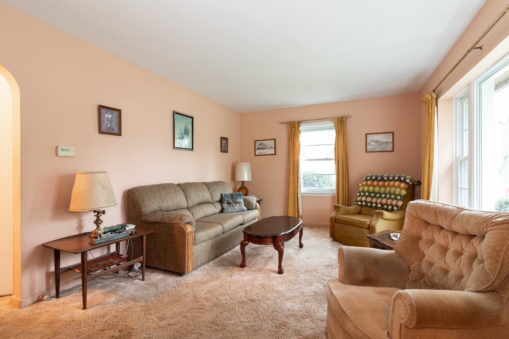 2131 Spruce Road Homewood, IL 60430 - Photo 7 of 14 a living room with furniture and a window