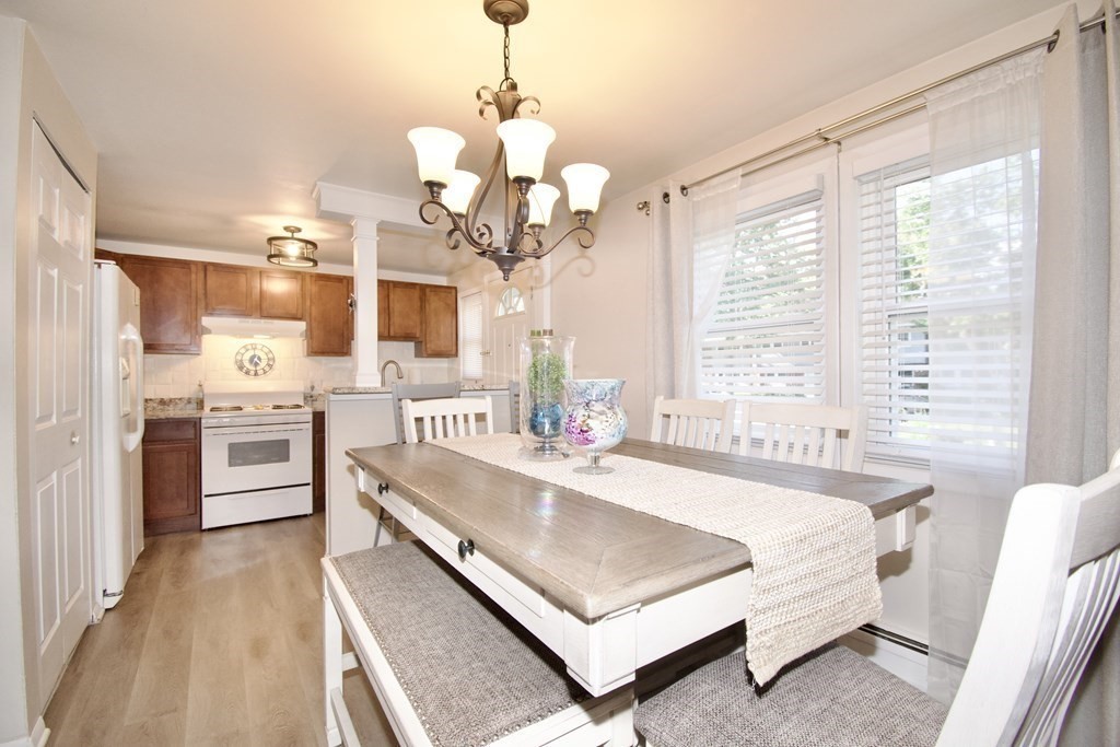 54 Manor Court, Unit 54 Springfield, MA 01118 - Photo 3 of 12 Gallery Image 3