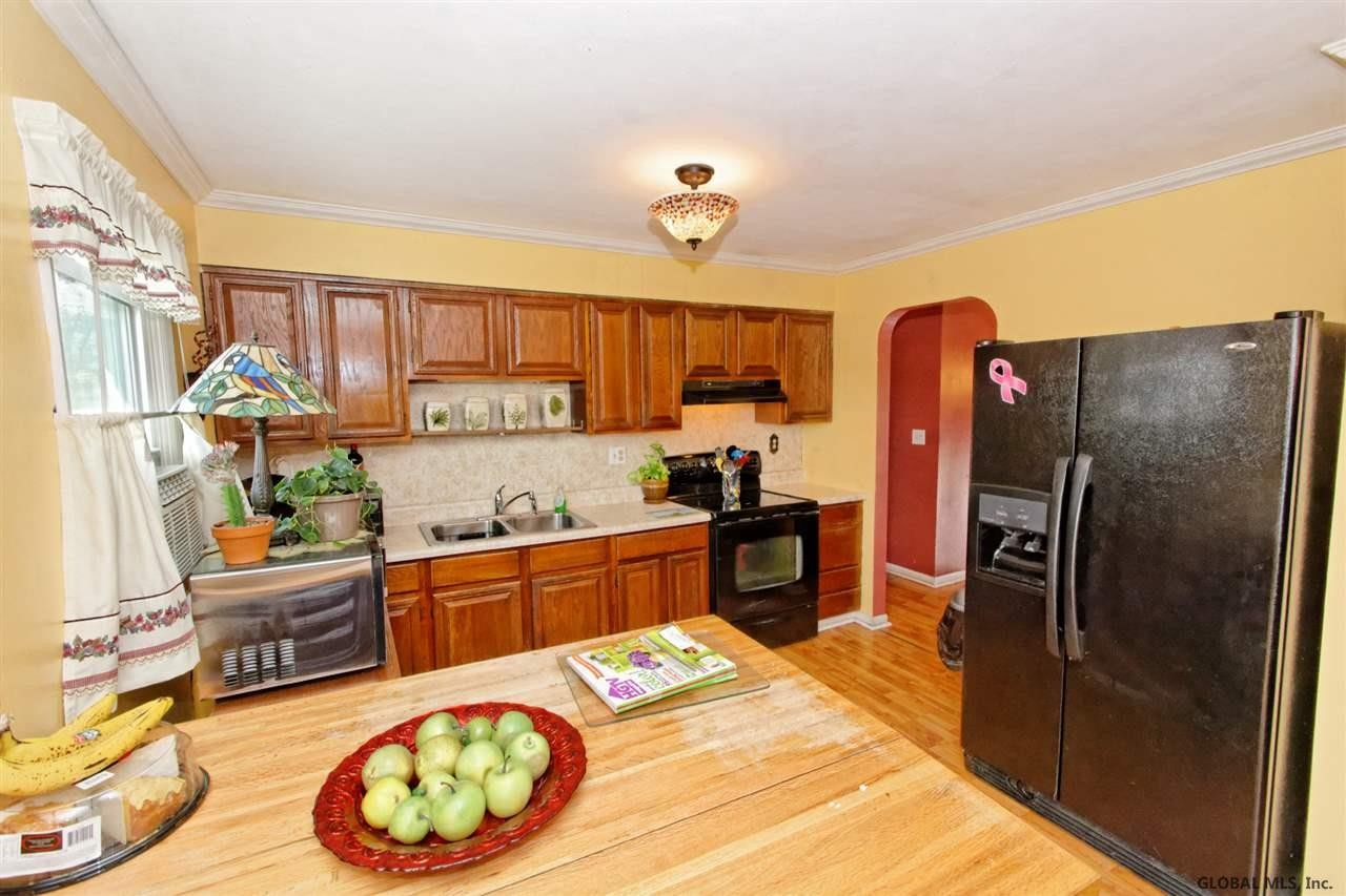 6 Phillips Road Rensselaer, NY 12144 - Photo 12 of 25 Photo 12