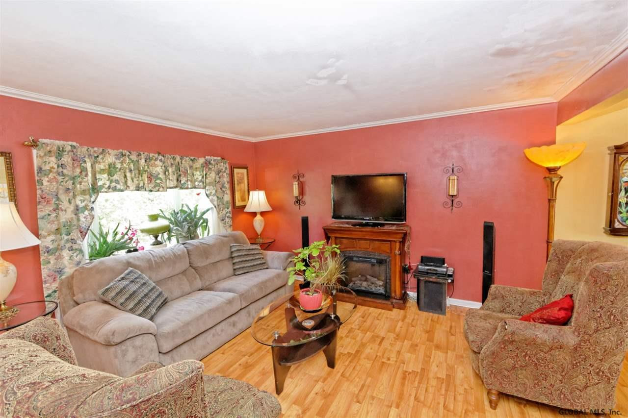 6 Phillips Road Rensselaer, NY 12144 - Photo 3 of 25 Photo 3