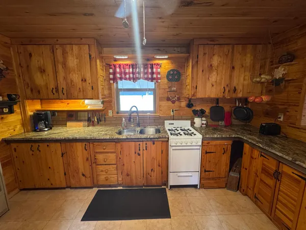 $249,900 | 21477 Fairview Trail, Nevis, MN 56467