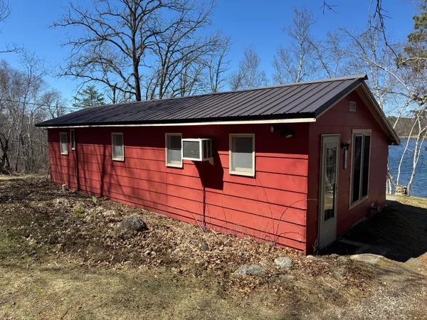 $249,900 | 21477 Fairview Trail, Nevis, MN 56467