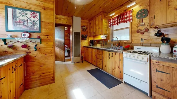 $249,900 | 21477 Fairview Trail, Nevis, MN 56467