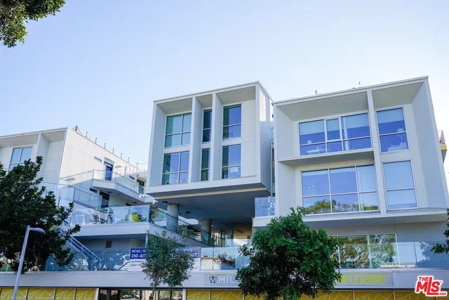 $4,215 | 2929 Pennsylvania Avenue, Unit 353, Santa Monica, CA 90404