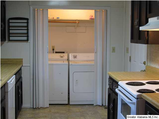 417 Hilltop Road Weaver, AL 36277 - Photo 14 of 28