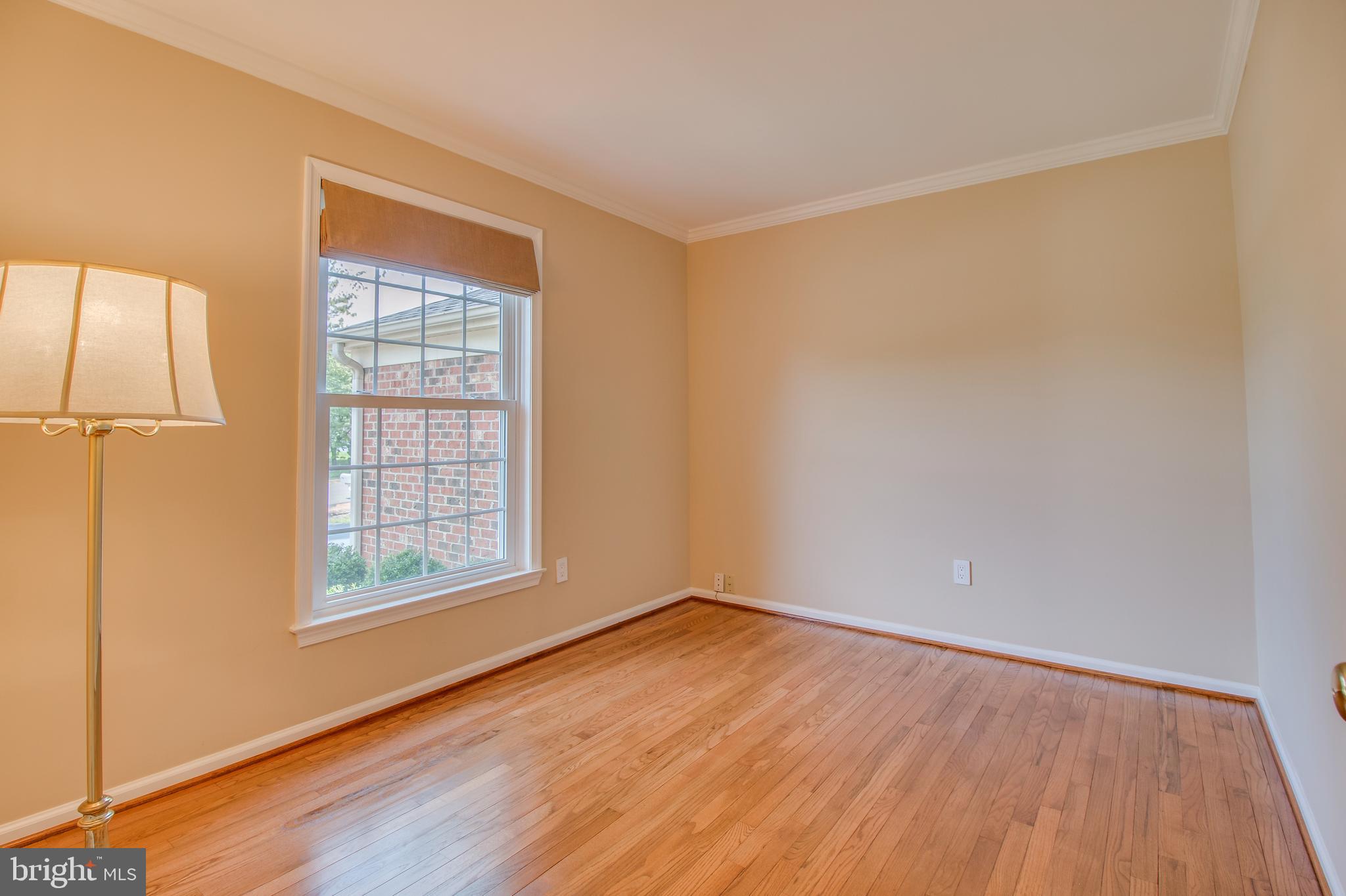 1134 Bandy Run Road Herndon, VA 20170 - Photo 12 of 38 Gallery Image 12