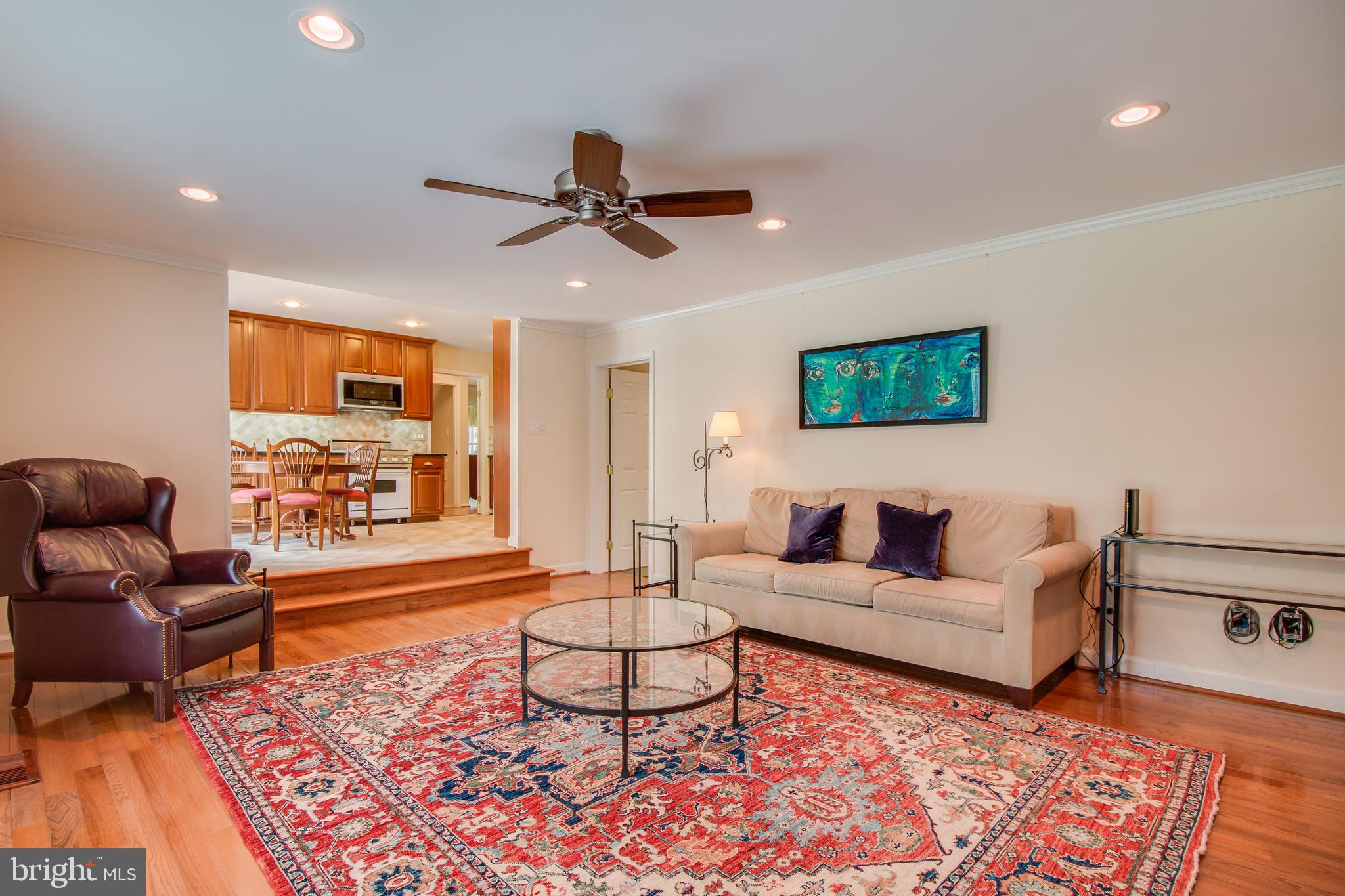 1134 Bandy Run Road Herndon, VA 20170 - Photo 8 of 38 Gallery Image 8