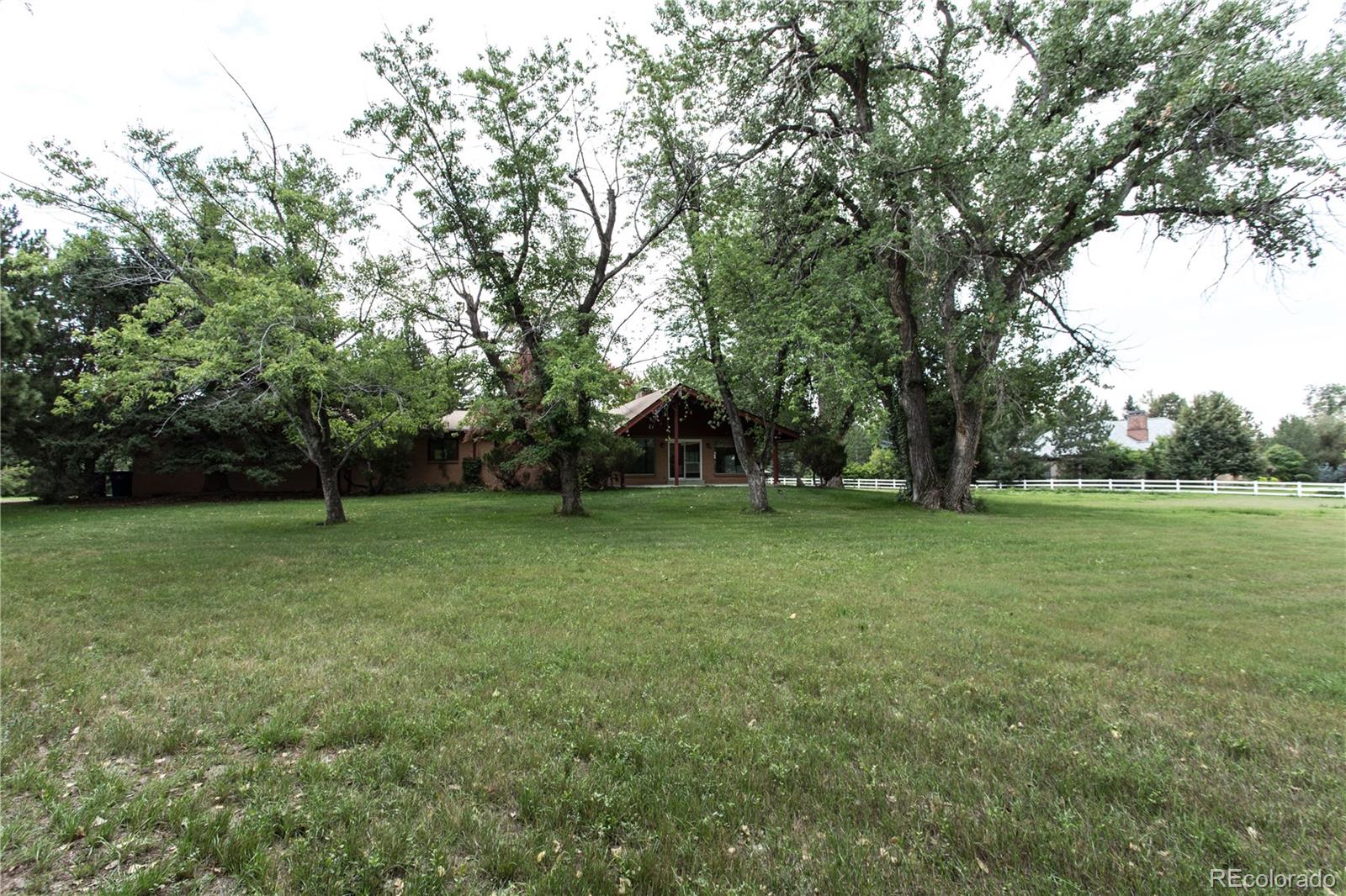 745 Front Range Road Littleton, CO 80120 - Photo 7 of 33 Gallery Image 7
