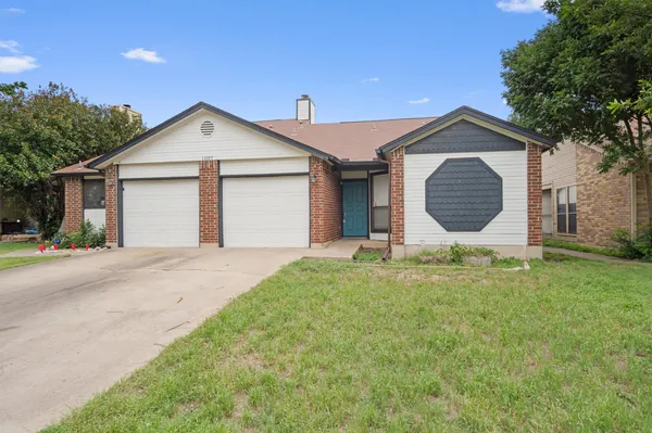 $1,700 | 13357 Water Oak Lane, Unit A, Austin, TX 78729