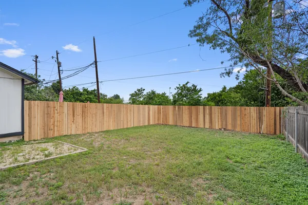 $1,700 | 13357 Water Oak Lane, Unit A, Austin, TX 78729
