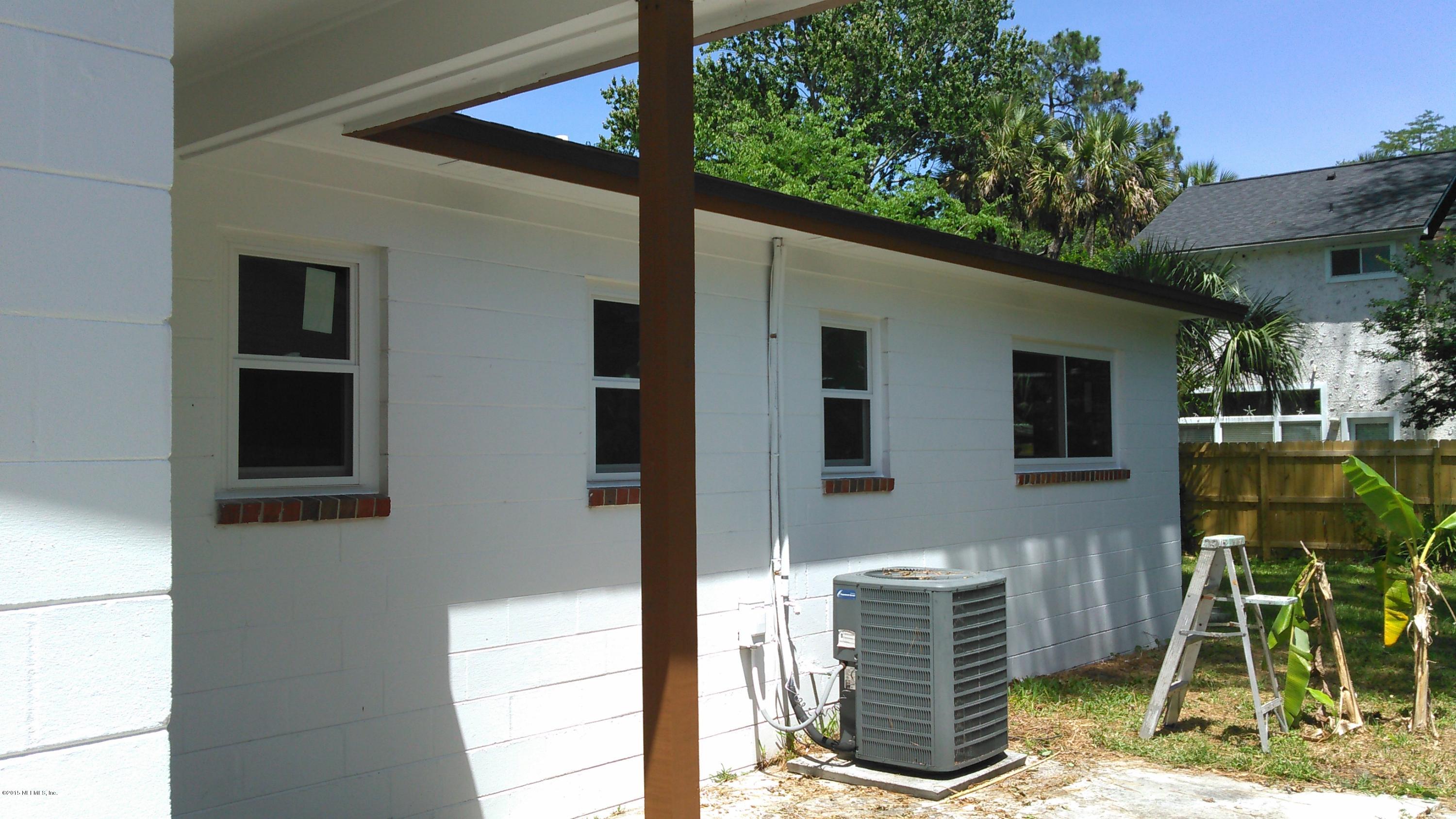 375 Seminole Road Atlantic Beach, FL 32233 - Photo 4 of 23 KIMG0568