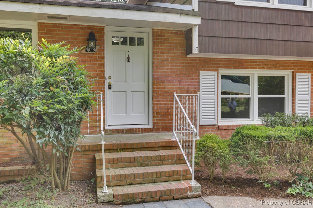 409 Cockletown Road Yorktown, VA 23692 - Photo 4 of 35 Gallery Image 4