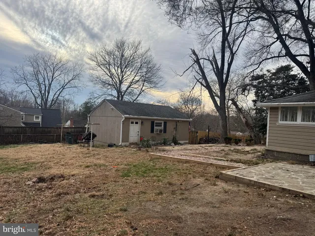 $2,990 | 491 North Latham Street, Alexandria, VA 22304