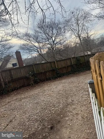 $2,990 | 491 North Latham Street, Alexandria, VA 22304