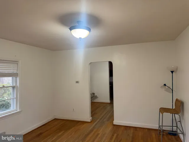 $2,990 | 491 North Latham Street, Alexandria, VA 22304