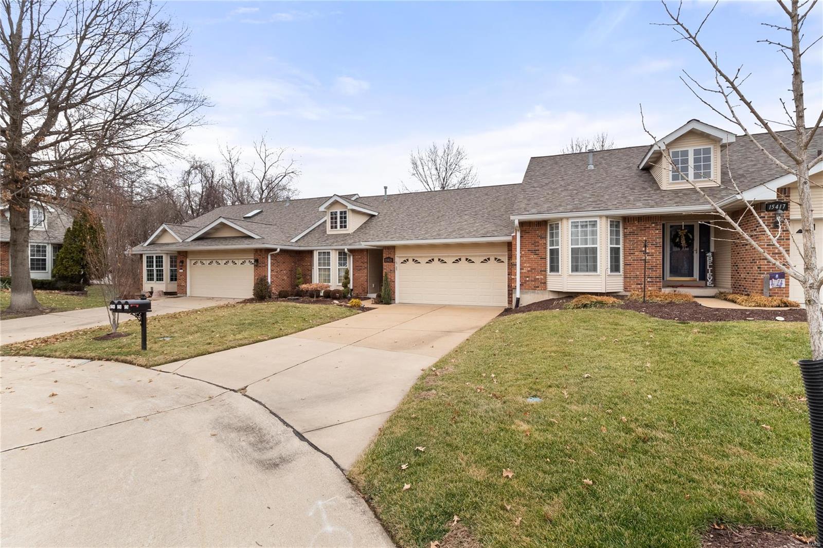 15421 Braefield Drive Chesterfield, MO 63017 - Photo 2 of 43