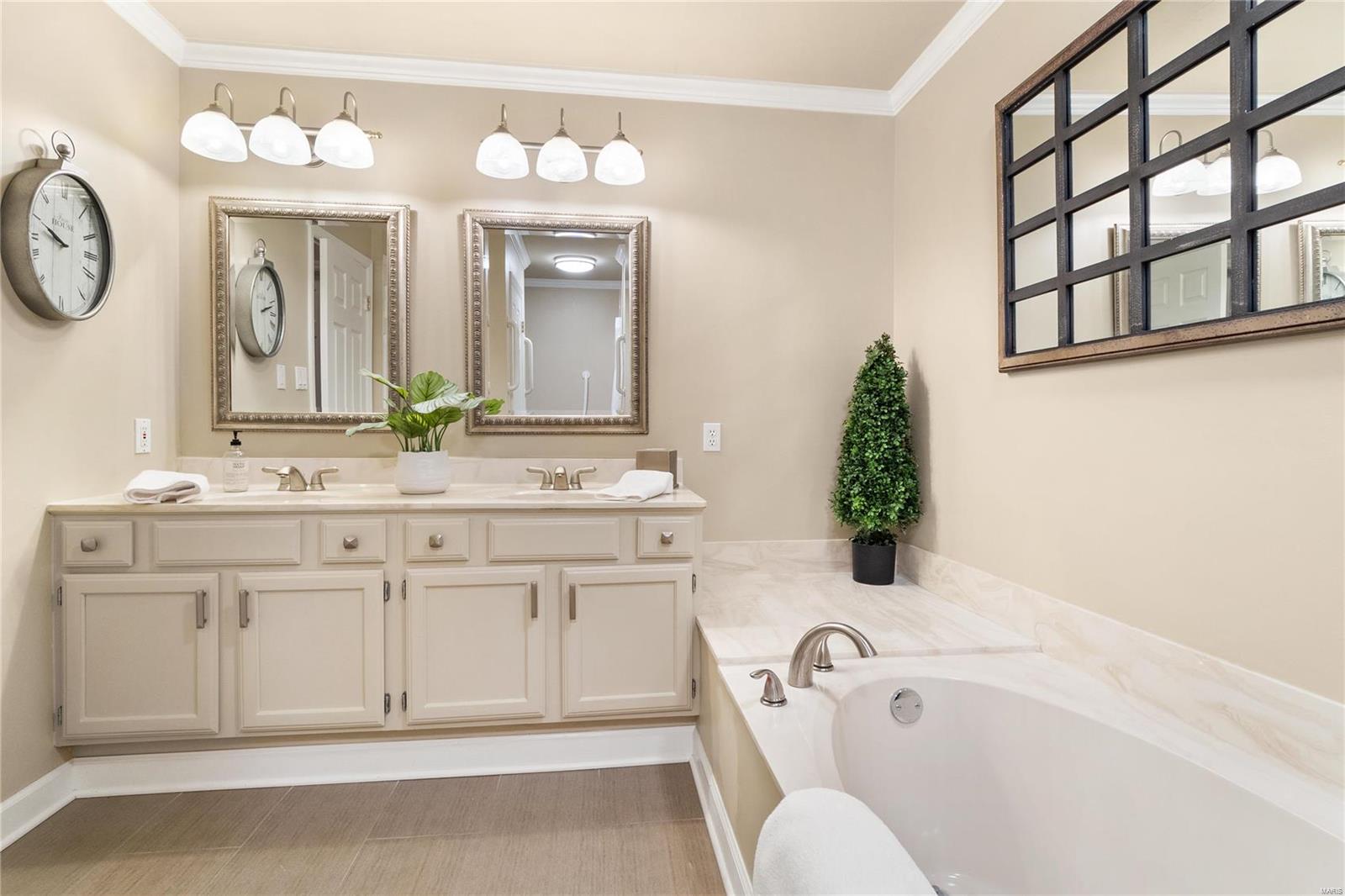 15421 Braefield Drive Chesterfield, MO 63017 - Photo 21 of 43