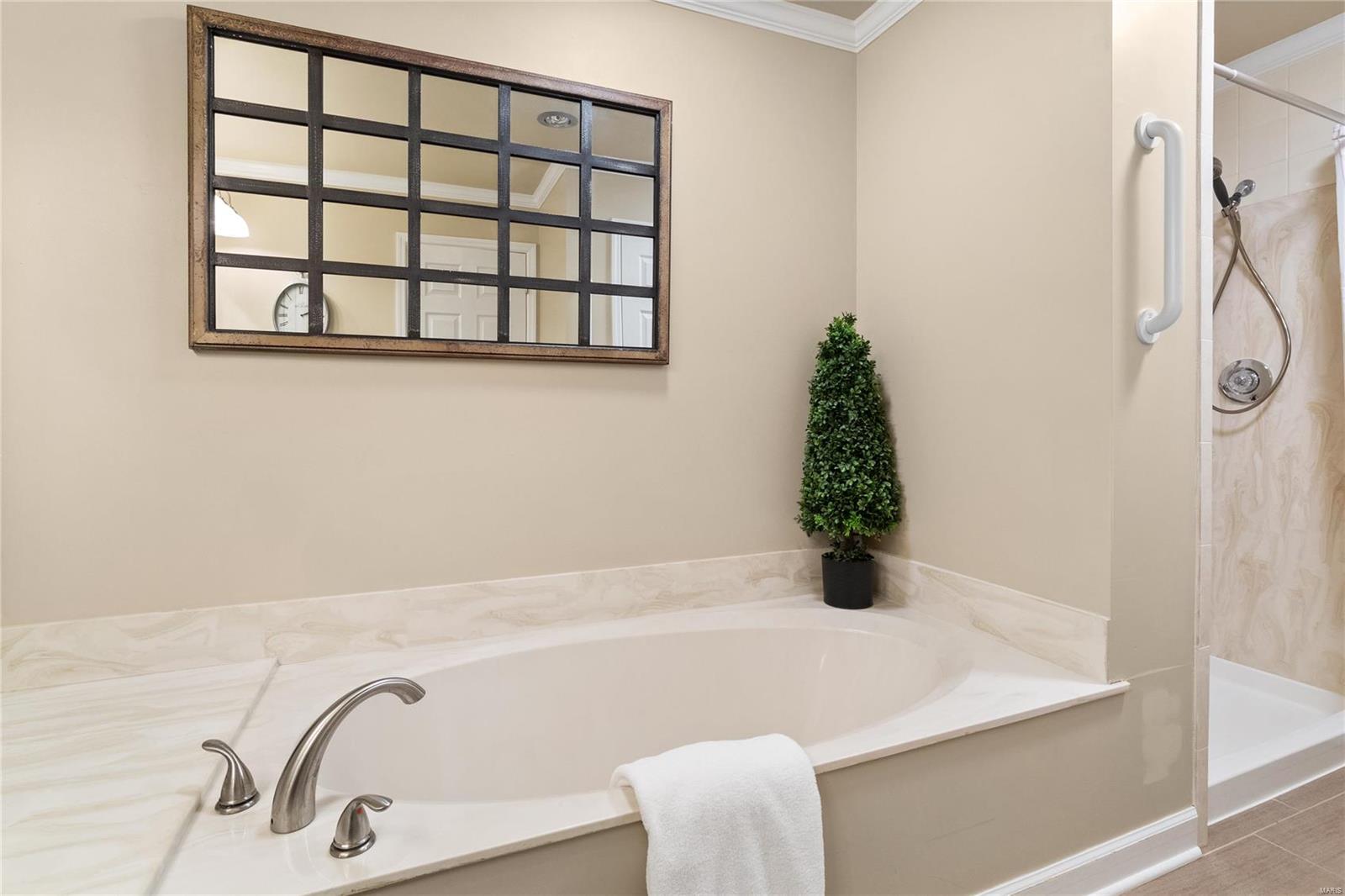 15421 Braefield Drive Chesterfield, MO 63017 - Photo 22 of 43