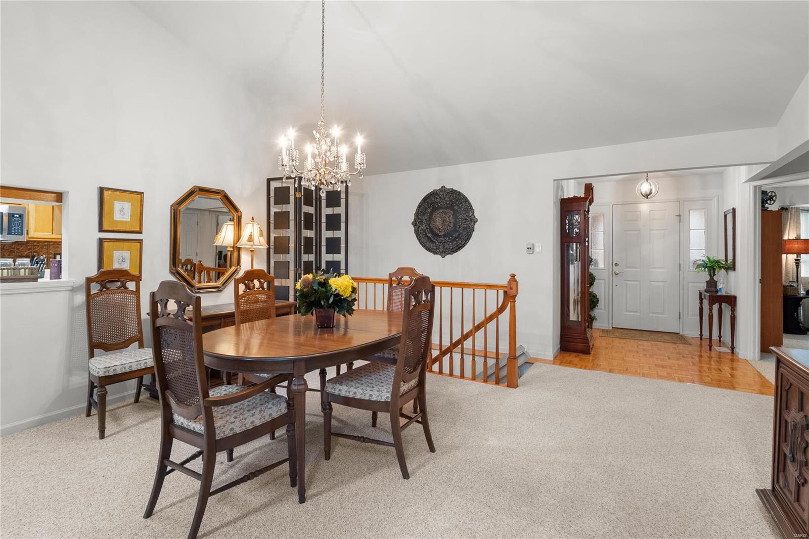 15421 Braefield Drive Chesterfield, MO 63017 - Photo 6 of 43