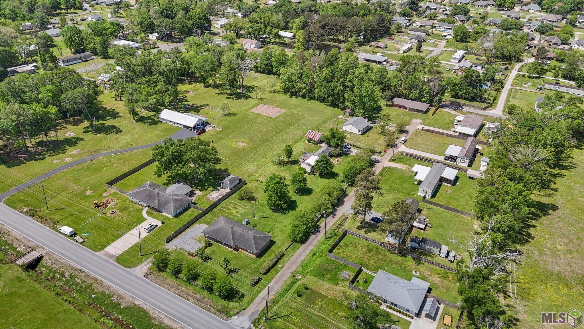41487 Danny Road Prairieville, LA 70769 - Photo 24 of 27 Gallery Image 24