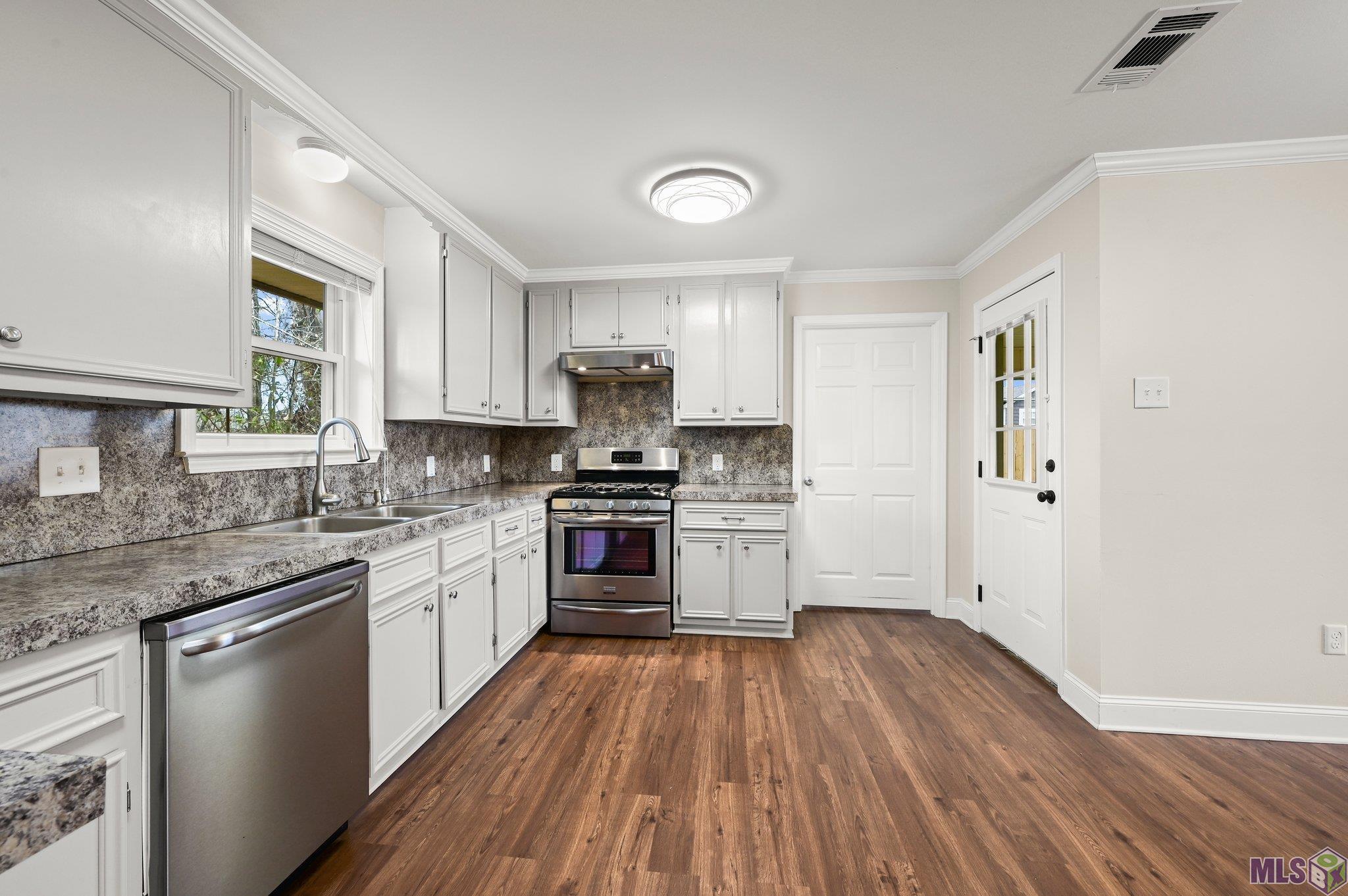 41487 Danny Road Prairieville, LA 70769 - Photo 5 of 27 Gallery Image 5