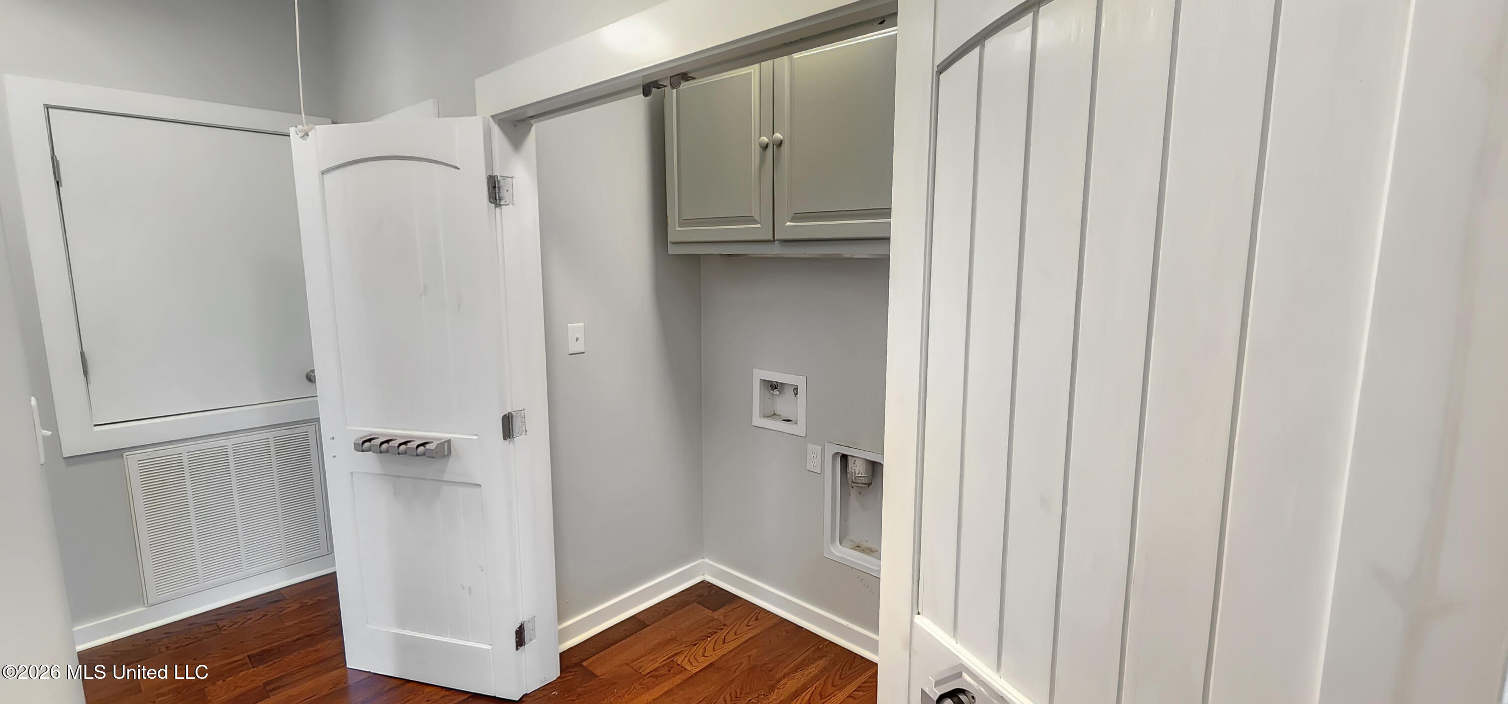 100 Pitcher Point Long Beach, MS 39560 - Photo 10 of 18 Laundry