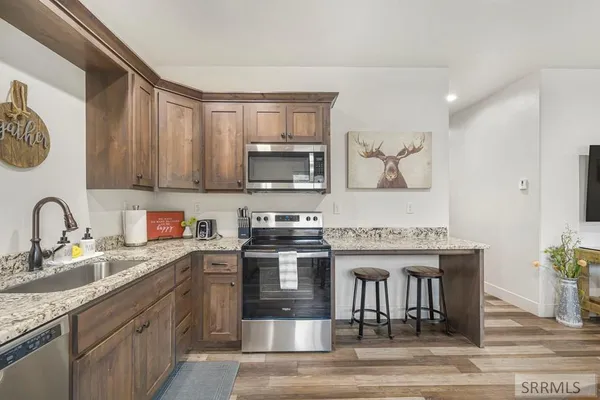 $950,000 | 315 Riverfront Drive, Salmon, ID 83467