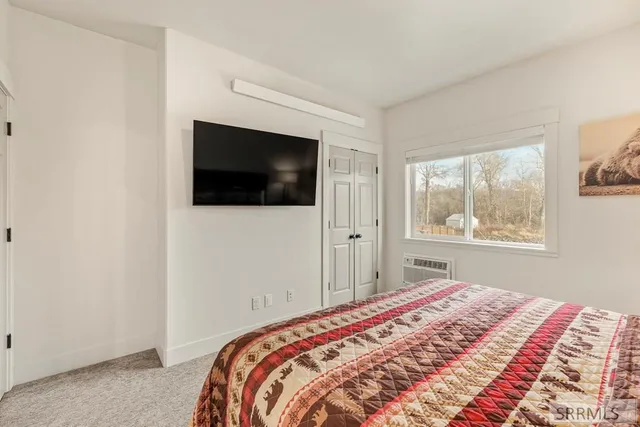 $1,200,000 | 315 Riverfront Drive, Salmon, ID 83467