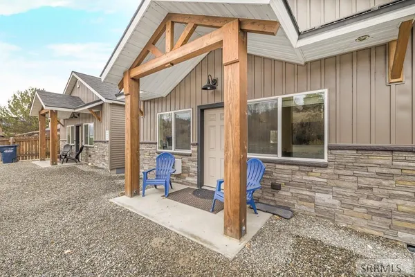 $950,000 | 315 Riverfront Drive, Salmon, ID 83467