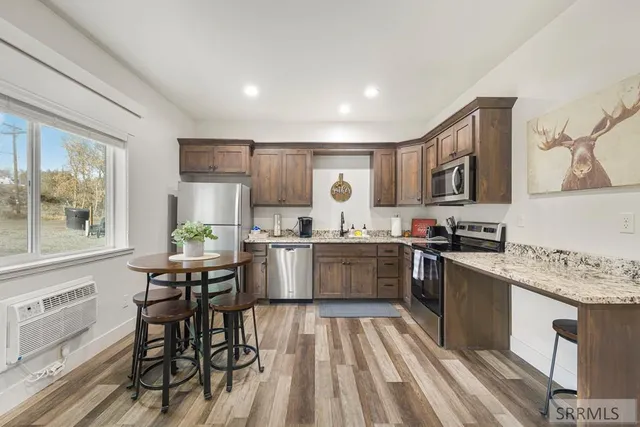 $1,200,000 | 315 Riverfront Drive, Salmon, ID 83467