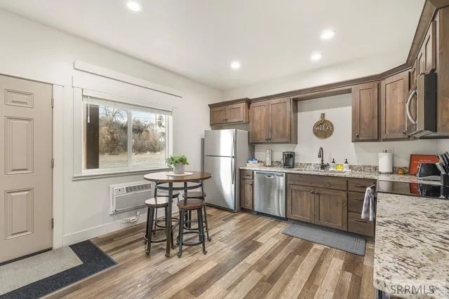 $1,200,000 | 315 Riverfront Drive, Salmon, ID 83467