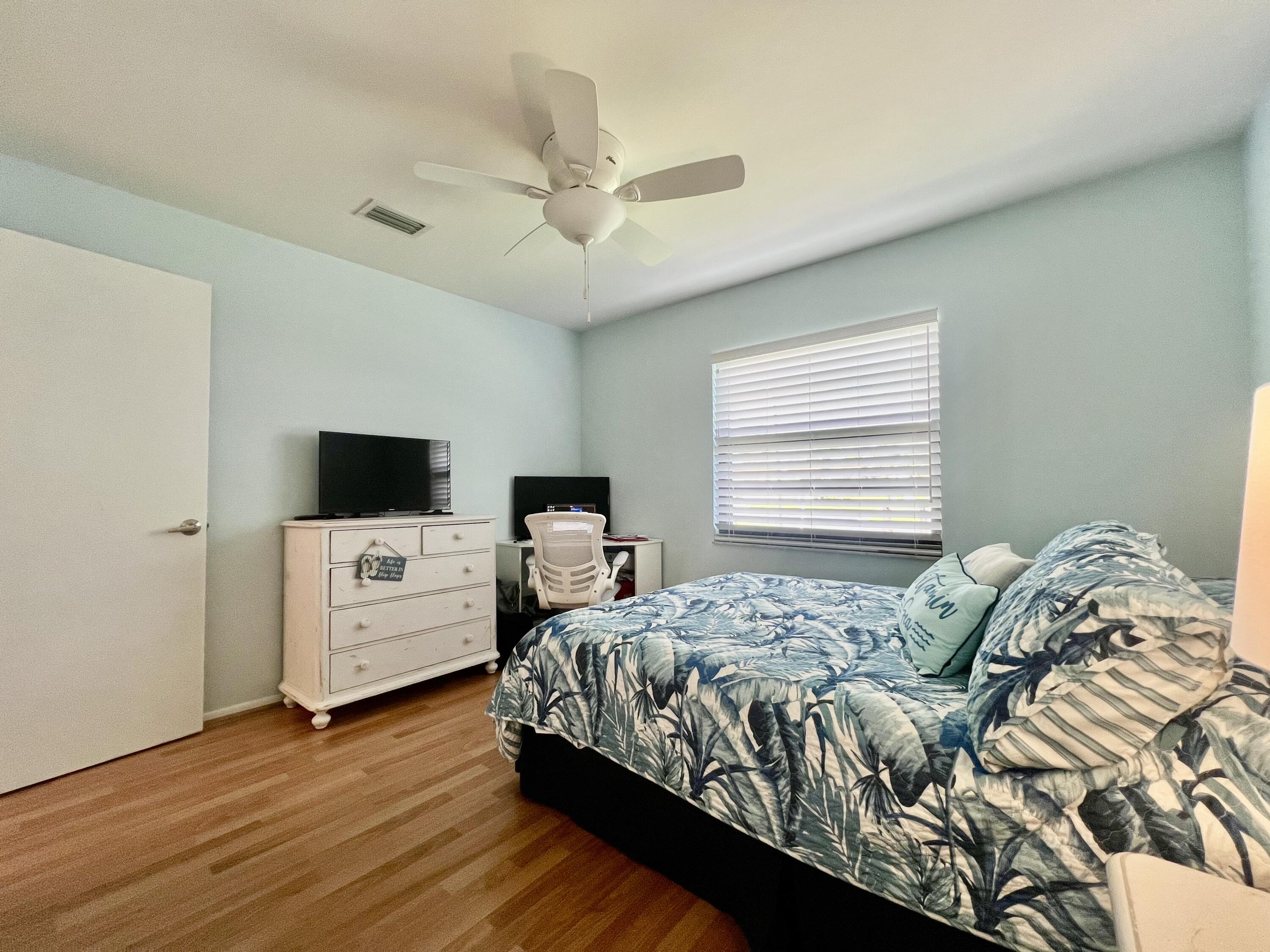 6024 Indrio Road, Unit 6 Fort Pierce, FL 34951 - Photo 16 of 32 IMG_0660